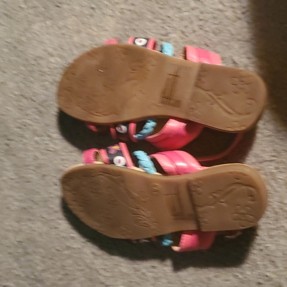 Sandals 2 Avon butterfly multi colored match everything - Picture 5 of 8